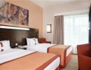 Отель Holiday Inn Express Dubai Safa Park 2*. Номер