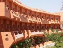 Отель Amwaj Oyoun & Resort 5*. Внешний вид