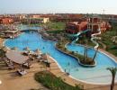 Отель Coral Sea Holiday Village Resort 5*. Бассейн